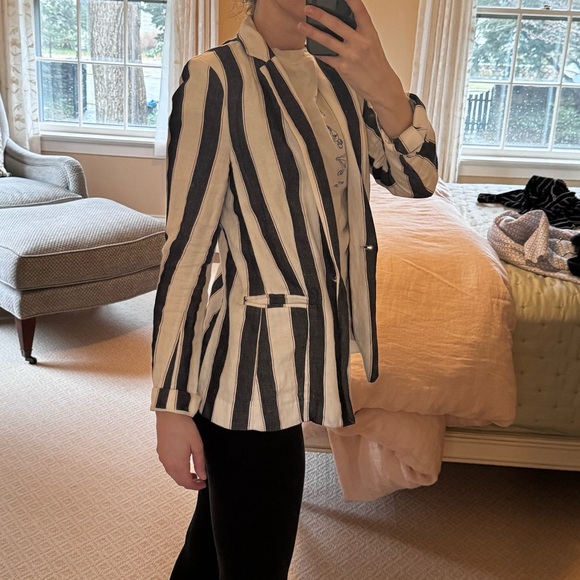FRAME Vertical Stripe Linen Blazer - Picture 6 of 7
